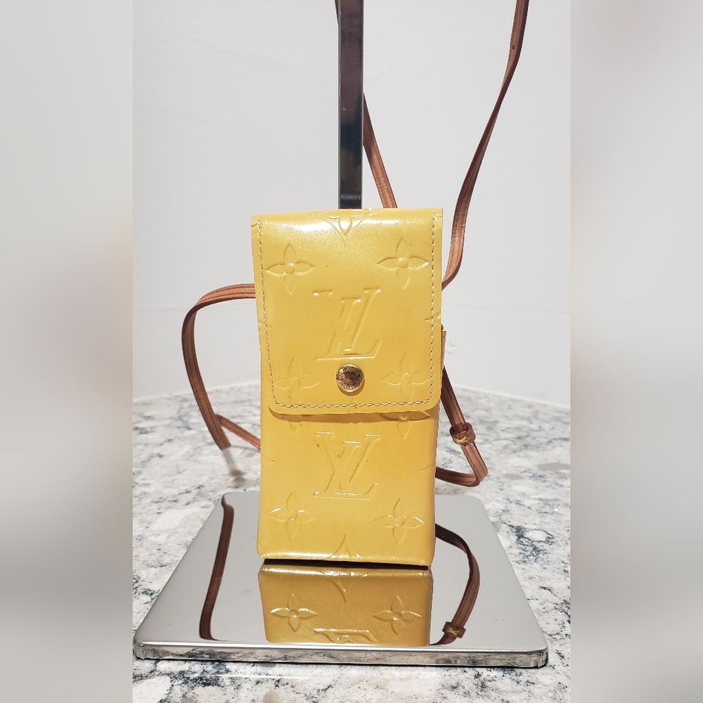 Louis Vuitton Monogram Vernis Butterscotch Cigarett Case Crossbody - Picture 4 of 11
